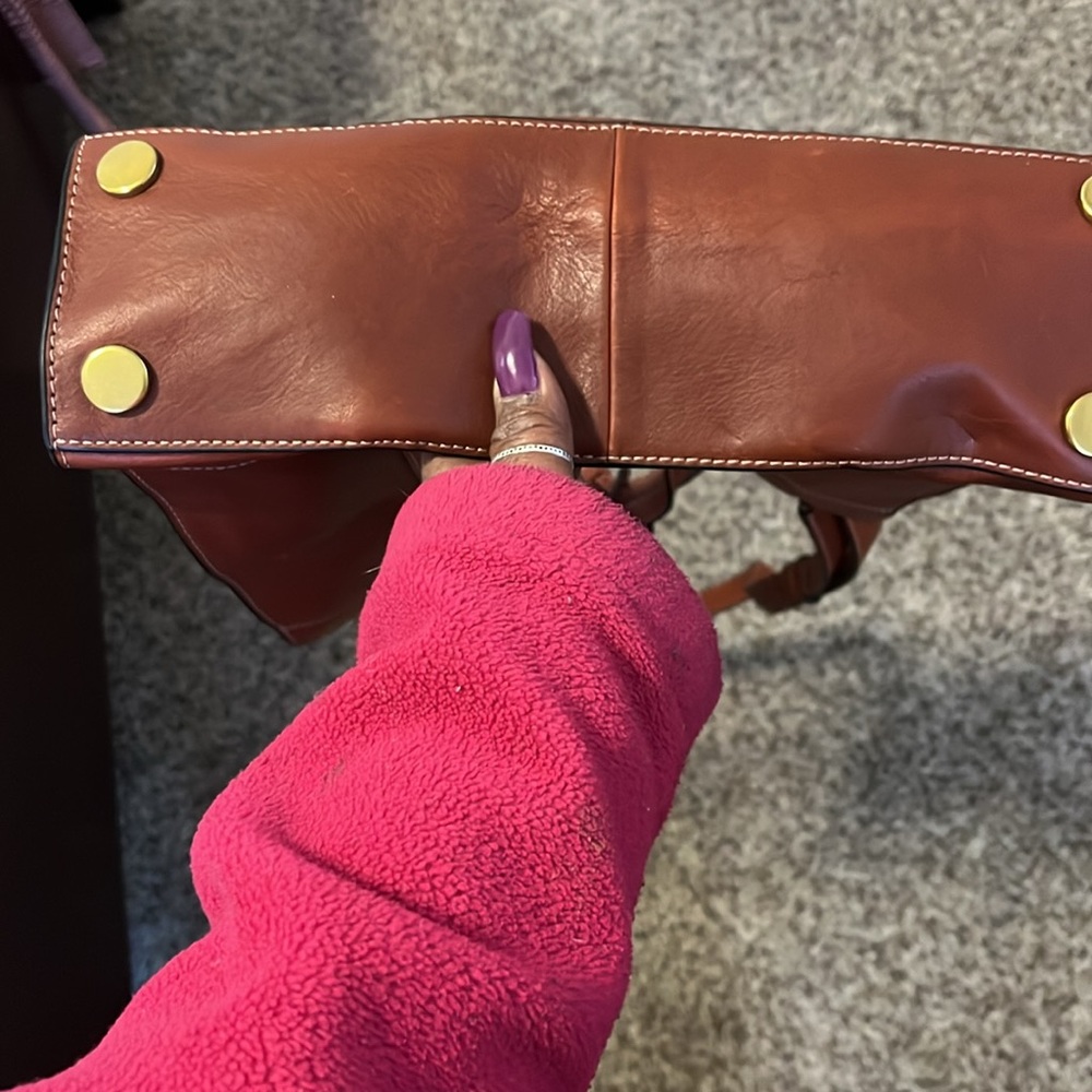 Fossil Tote - Picture 8 of 10
